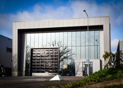 Vliesgevel nieuwbouw bedrijfspand