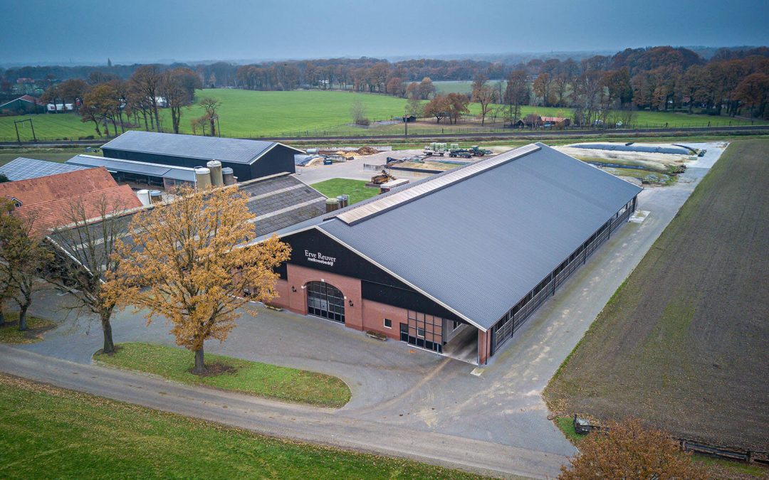 Nieuwbouw melkveestal