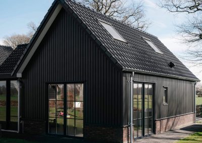 Tuinhuis met BGS schuifdeurwand